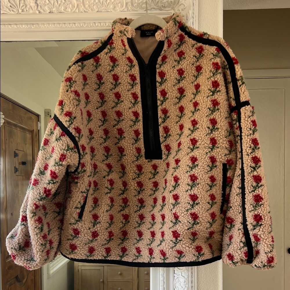 Vici Pauleen Sherpa Floral Quarter Zip Sweatshirt size Small
